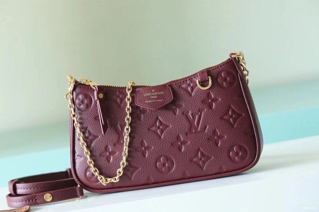 ON POUCH STRAP LOUIS EASY VUITTON 0302